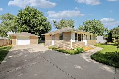 7314 Hayes Street NE, Fridley, MN 55432 - Photo 3