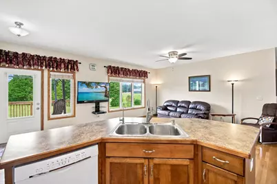 1572 Gray Fox Drive NE, Owatonna, MN 55060 - Photo 9