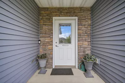 1572 Gray Fox Drive NE, Owatonna, MN 55060 - Photo 3