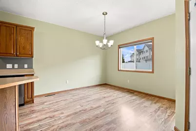 621 Ashley Lane, Owatonna, MN 55060 - Photo 9