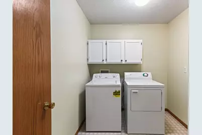 1012 Heldt Street, Chaska, MN 55318 - Photo 17