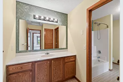 1012 Heldt Street, Chaska, MN 55318 - Photo 15