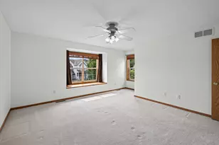 1012 Heldt St, Chaska, MN 55318 - Photo 11