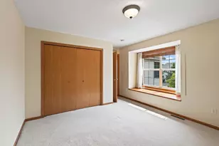 1012 Heldt St, Chaska, MN 55318 - Photo 15