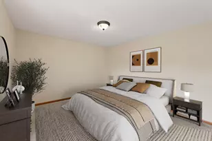 1012 Heldt St, Chaska, MN 55318 - Photo 17