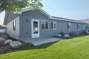 1615 30th St NW, Bemidji, MN 56601 - Photo 5