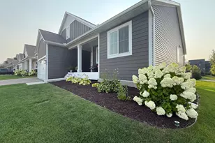 4538 Savanna Trail, Chaska, MN 55318 - Photo 3