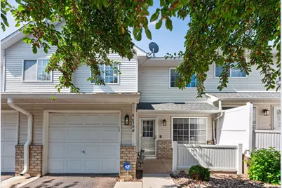 8630 Quarry Ridge Lane #H, Woodbury, MN 55125 - Photo 3