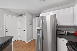 8630 Quarry Ridge Ln, Woodbury, MN 55125 - Photo 17