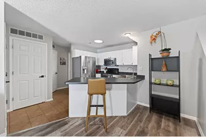 8630 Quarry Ridge Lane #H, Woodbury, MN 55125 - Photo 15