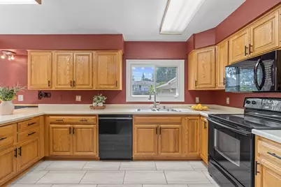 8730 Portland Avenue S, Bloomington, MN 55420 - Photo 7