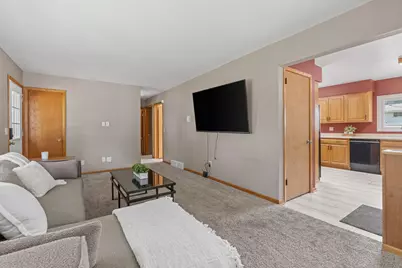 8730 Portland Avenue S, Bloomington, MN 55420 - Photo 3