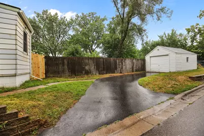 5000 Fairview Avenue N, Crystal, MN 55429 - Photo 17