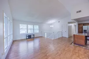 1212 44 1/2 Ave NE, Columbia Heights, MN 55421 - Photo 9