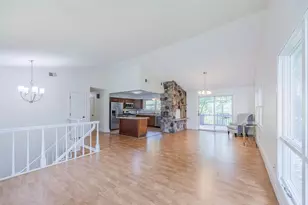 1212 44 1/2 Ave NE, Columbia Heights, MN 55421 - Photo 3