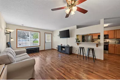11625 Elmwood Avenue N, Champlin, MN 55316 - Photo 7