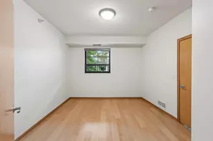 2565 Franklin Ave, Saint Paul, MN 55114 - Photo 21