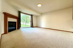 1567 Dublin Ct, Shakopee, MN 55379 - Photo 9