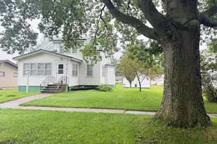 314 S Grant St, Houston, MN 55943 - Photo 1