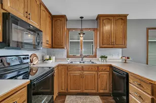 914 Willow Grove Cir, Waite Park, MN 56387 - Photo 1