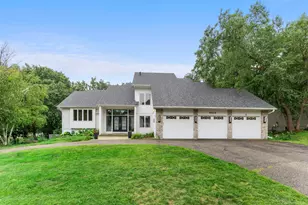 4526 137th St W, Apple Valley, MN 55124 - Photo 3