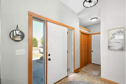 4026 39th Street S, Moorhead, MN 56560 - Photo 3