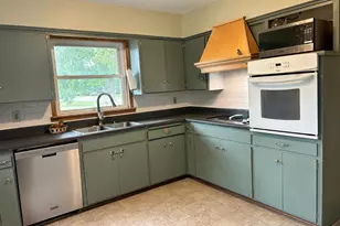 204 Homecrest Ave SE, Wadena, MN 56482 - Photo 3