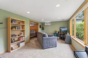 165 Hartman Cir NE, Fridley, MN 55432 - Photo 31