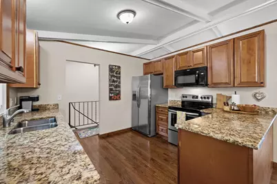7835 Berkshire Lane N, Maple Grove, MN 55311 - Photo 15