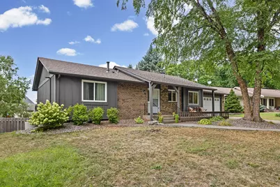 7835 Berkshire Lane N, Maple Grove, MN 55311 - Photo 3