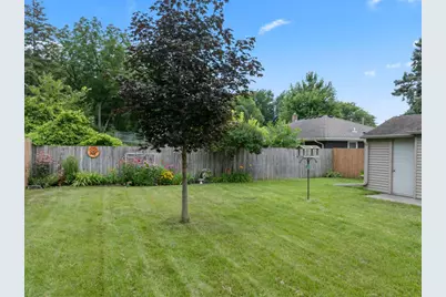 1004 14th Avenue NE, Rochester, MN 55906 - Photo 7