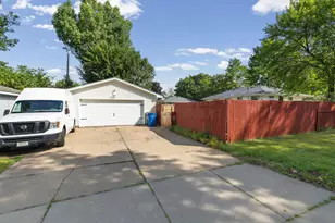 6701 Regent Ave N, Brooklyn Center, MN 55429 - Photo 35