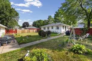 6701 Regent Ave N, Brooklyn Center, MN 55429 - Photo 31