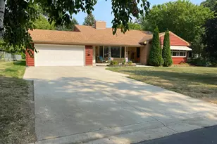 1119 Lake St, Alexandria, MN 56308 - Photo 1