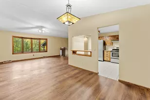 28957 Linden Ave, Lindstrom, MN 55045 - Photo 5