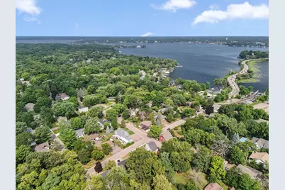 2930 Bay Street, Wayzata, MN 55391 - Photo 37