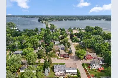 2930 Bay Street, Wayzata, MN 55391 - Photo 3