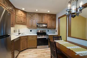 563 Sterling St S, Maplewood, MN 55119 - Photo 11