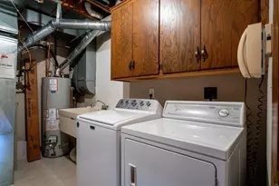 563 Sterling St S, Maplewood, MN 55119 - Photo 23