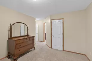 13364 Hummingbird Dr, Apple Valley, MN 55124 - Photo 21