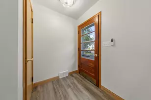 814 11th St NW, Rochester, MN 55901 - Photo 9