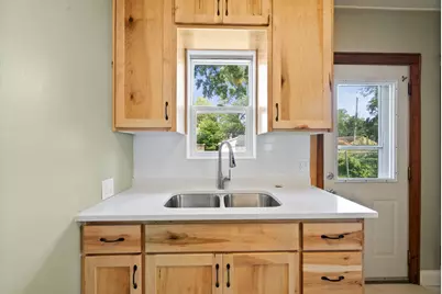 4338 James Avenue N, Minneapolis, MN 55412 - Photo 11