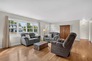 507 N Maple St, Chaska, MN 55318 - Photo 7