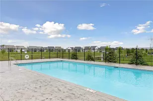 9960 Arrowwood Trl, Woodbury, MN 55129 - Photo 3