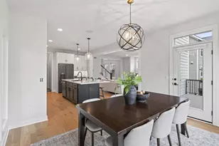 9960 Arrowwood Trl, Woodbury, MN 55129 - Photo 15