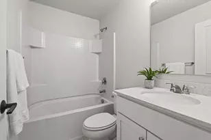 9960 Arrowwood Trl, Woodbury, MN 55129 - Photo 29