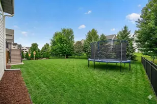 9960 Arrowwood Trl, Woodbury, MN 55129 - Photo 51
