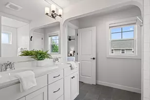 9960 Arrowwood Trl, Woodbury, MN 55129 - Photo 25