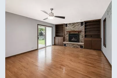 127 Higbie Avenue E, Minnesota Lake, MN 56068 - Photo 5