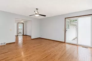 127 Higbie Ave E, Minnesota Lake, MN 56068 - Photo 7